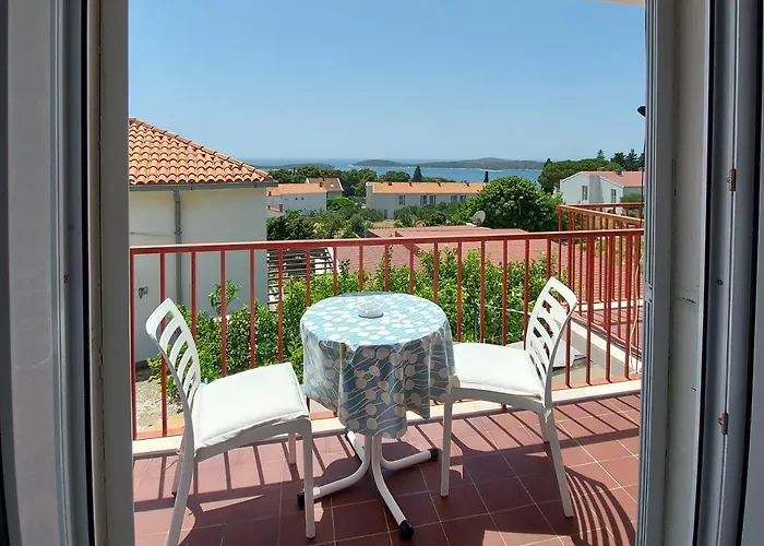 Mediterranean بيت ضيافة 3*