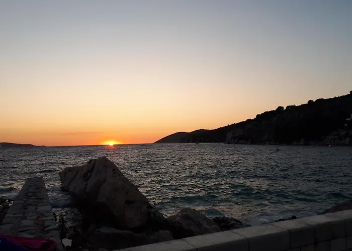 Mediterranean بيت ضيافة 3*