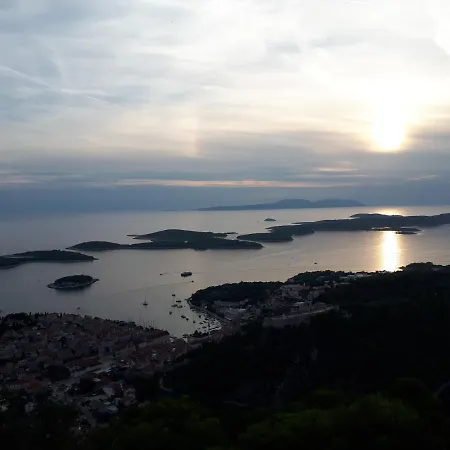 Πανσιόν Mediterranean